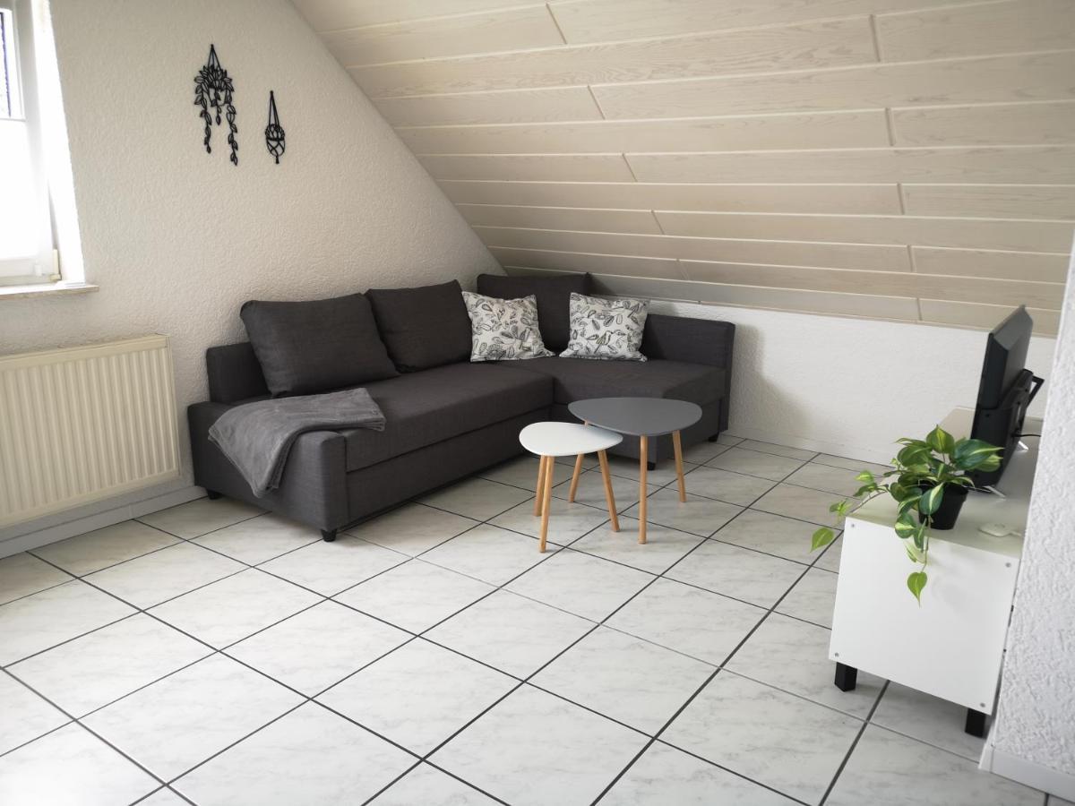 Familienfreundliche Ferienwohnung Mit Wohlfuehlbalkon Und Kostenlosem Parkplatz Nahe Messe Und Bodensee Мекенбойрен Екстериор снимка
