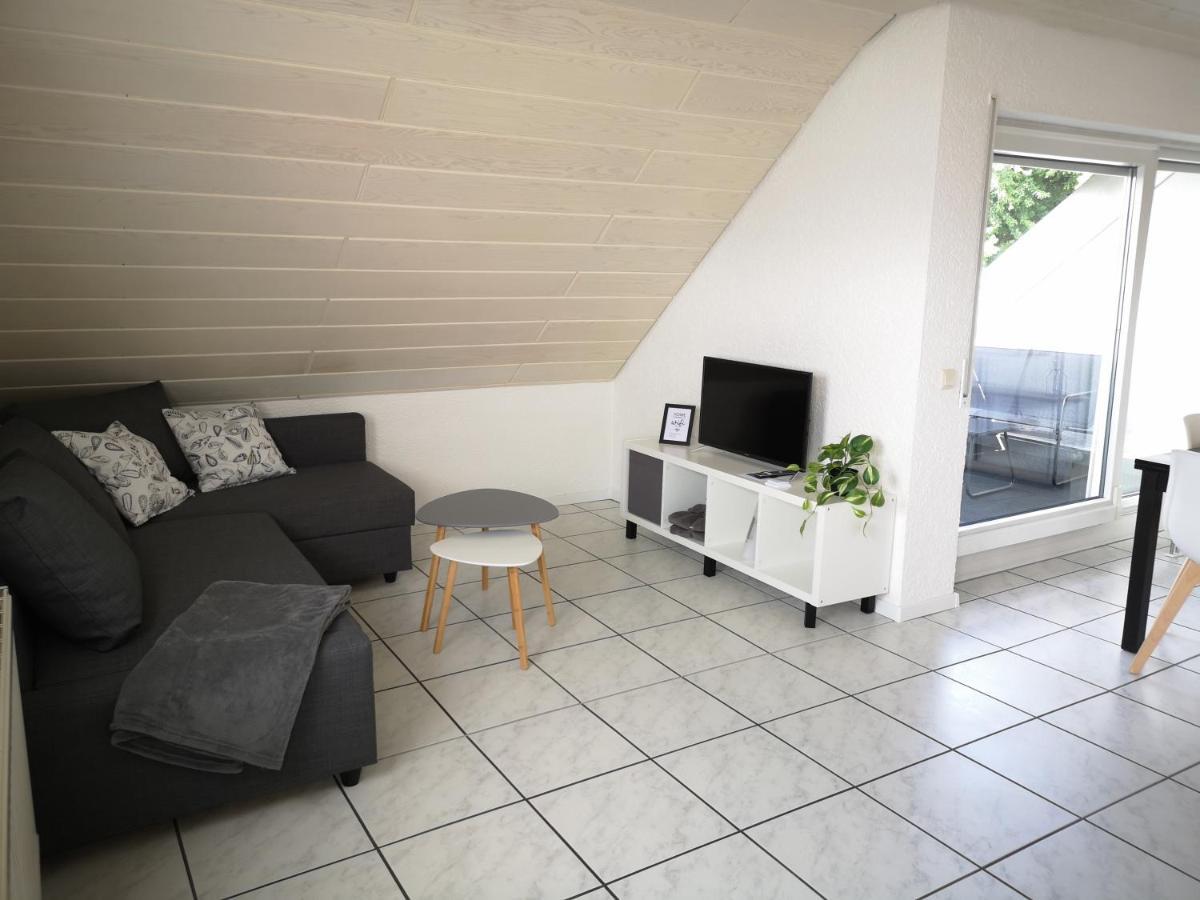 Familienfreundliche Ferienwohnung Mit Wohlfuehlbalkon Und Kostenlosem Parkplatz Nahe Messe Und Bodensee Мекенбойрен Екстериор снимка